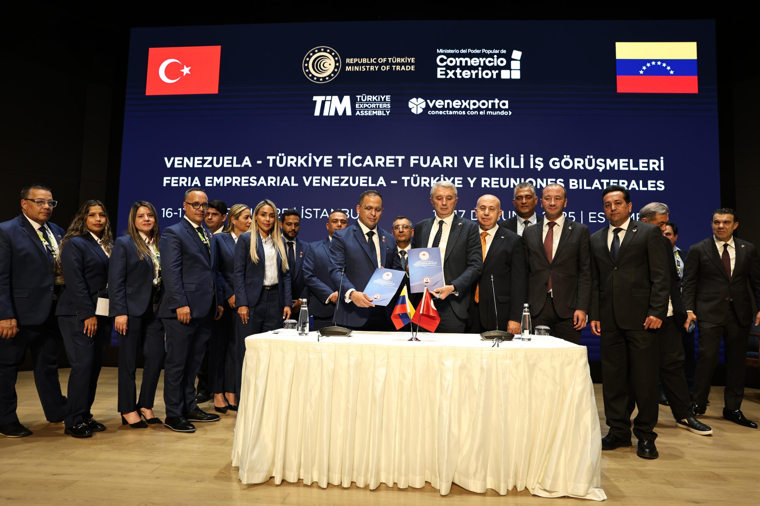 Sector pesquero y acuicola firmó acuerdos en el Estambul